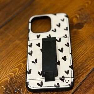 iPhone 13 Pro Walli heart case